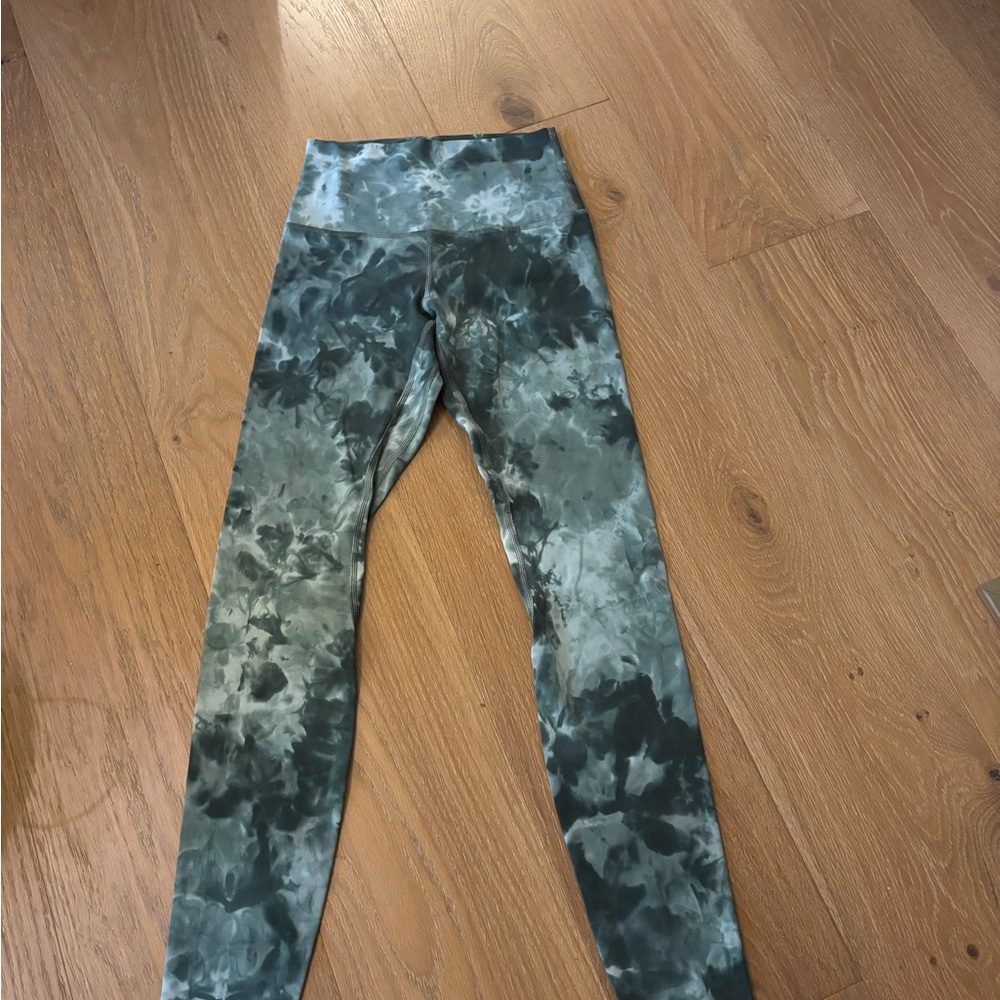 Women’s Lululemon Green Tie-Dye Leggings